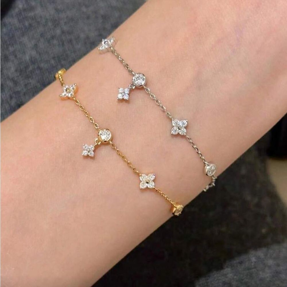 Elegant Gold Bracelet A1528